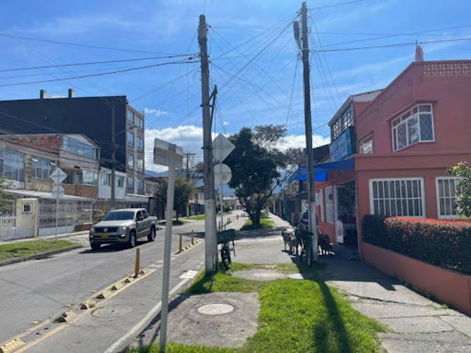 Casa de 5 alcobas en venta en Jose Joaquin Vargas, Bogotá, 226 m² · foto 4 de 24
