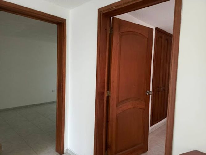 Casa de 5 alcobas en venta en Jose Joaquin Vargas, Bogotá, 226 m² · foto 5 de 24