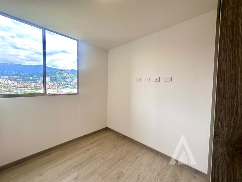 3BR Apartment in Las Lomitas (76 m²) - 3