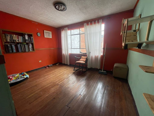 Casa en venta en San Miguel, Bogotá · foto 9 de 18