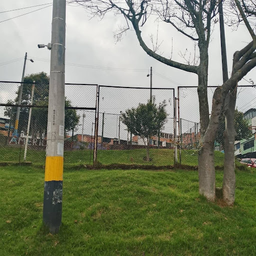 Casa en venta en Las Guacamayas, Bogotá · foto 14 de 15