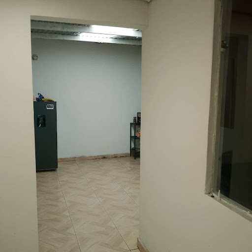 Casa en venta en Usminia, Bogotá · foto 8 de 16