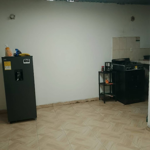 Casa en venta en Usminia, Bogotá · foto 9 de 16