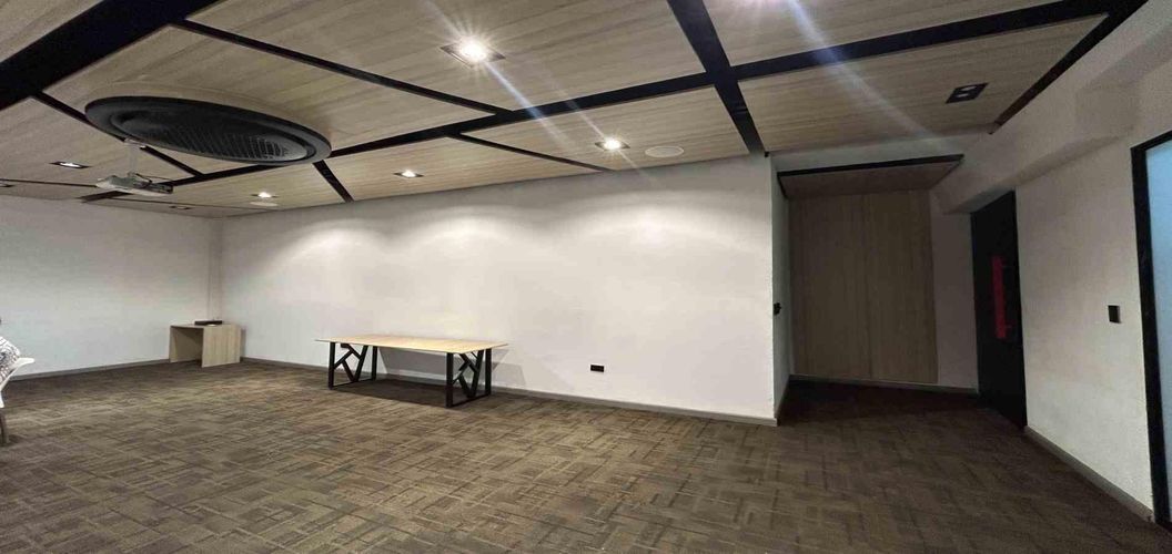 Local en arriendo en Sector Lago Uribe, Pereira, 410 m² · foto 7 de 7