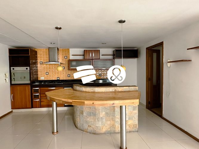 Apartamento de 3 alcobas en venta en Las Lomitas, Sabaneta, 125 m² · foto 3 de 21