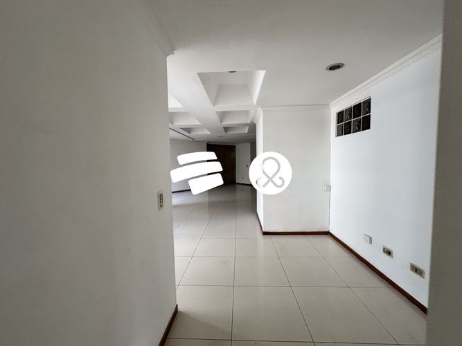 Apartamento de 3 alcobas en venta en Las Lomitas, Sabaneta, 125 m² · foto 12 de 21