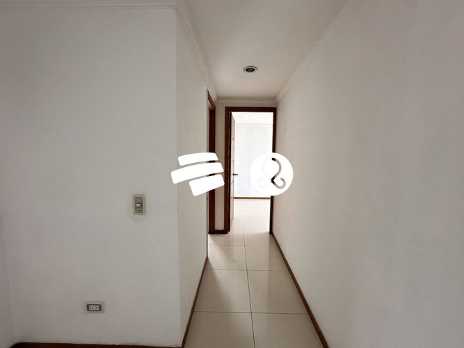 Apartamento de 3 alcobas en venta en Las Lomitas, Sabaneta, 125 m² · foto 13 de 21