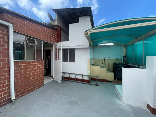 Casa en venta en Colon, Bogotá · foto 3 de 24