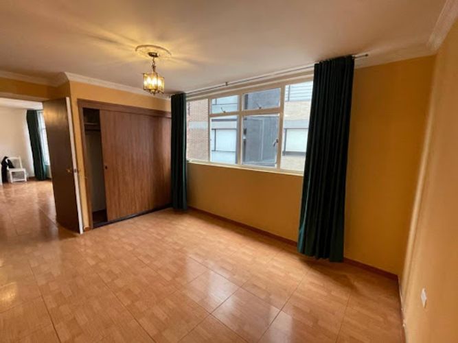Apartaestudio en venta en San Luis, Bogotá, 58 m² · foto 8 de 15