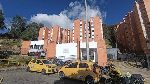 Apartamento en venta en Los Alpes, Bogotá · foto 2 de 23