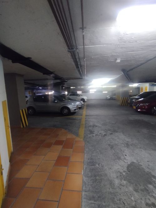 Apartamento de 3 alcobas en venta en Santa Barbara Central, Bogotá, 146 m² · foto 14 de 14