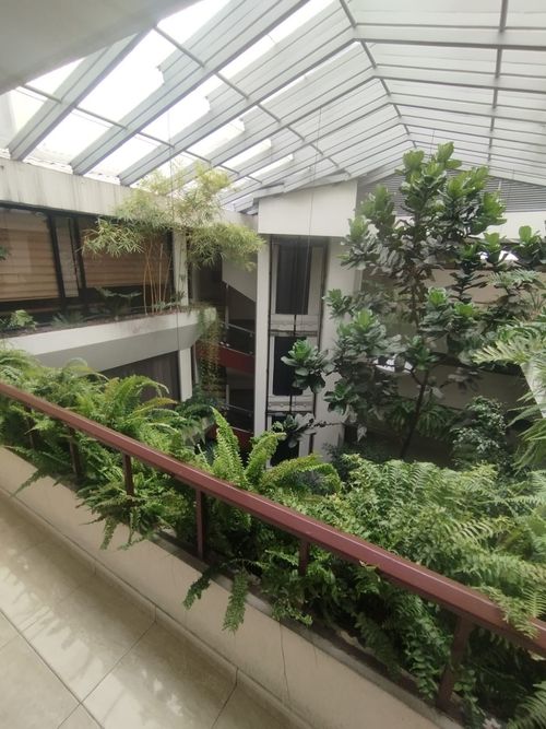 Apartamento de 3 alcobas en venta en Santa Barbara Central, Bogotá, 146 m² · foto 3 de 14
