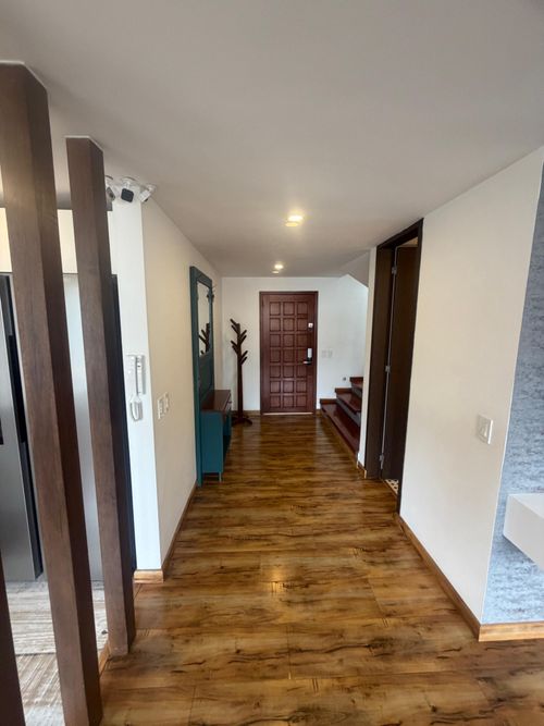 Apartamento de 3 alcobas en venta en Santa Barbara Central, Bogotá, 146 m² · foto 6 de 14