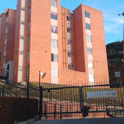 Apartamento en venta en Los Alpes, Bogotá · foto 5 de 23
