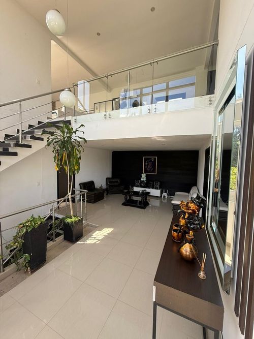 Casa de 7 alcobas en venta en Ruitoque Alto, Floridablanca, 780 m² · foto 4 de 19