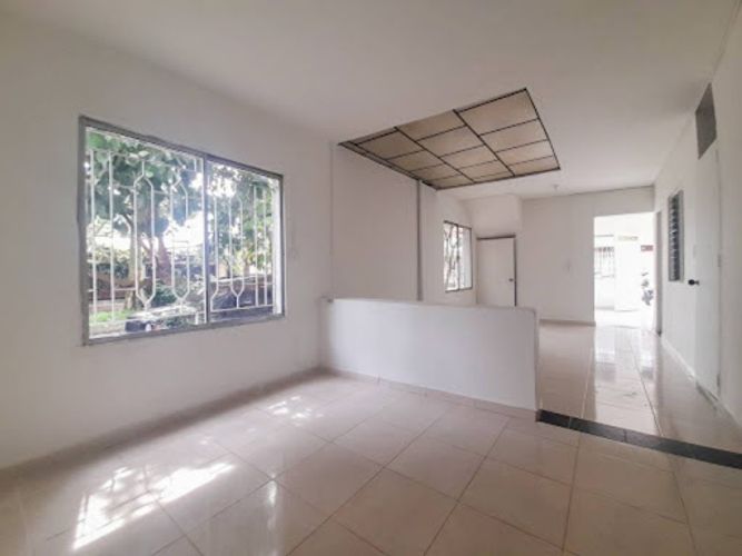 Casa de 6 alcobas en venta en Primavera, Envigado, 300 m² · foto 12 de 22