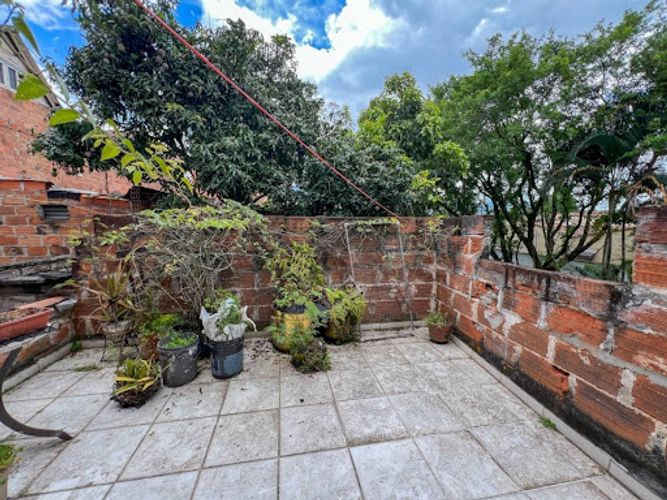 Casa de 6 alcobas en venta en Primavera, Envigado, 300 m² · foto 19 de 22