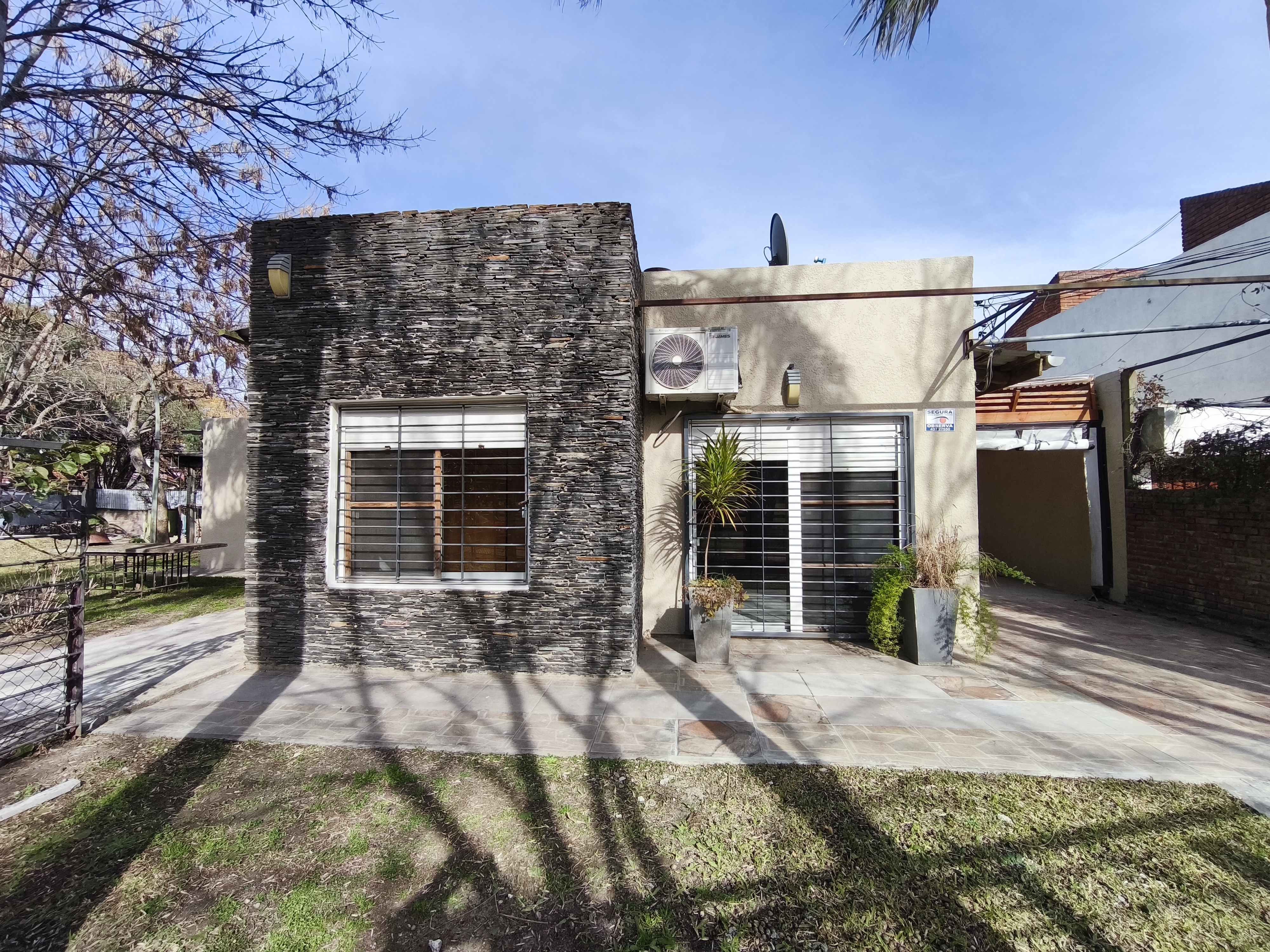 Casa En Alquiler! 3 Dormitorios Atlantida · Foto 1