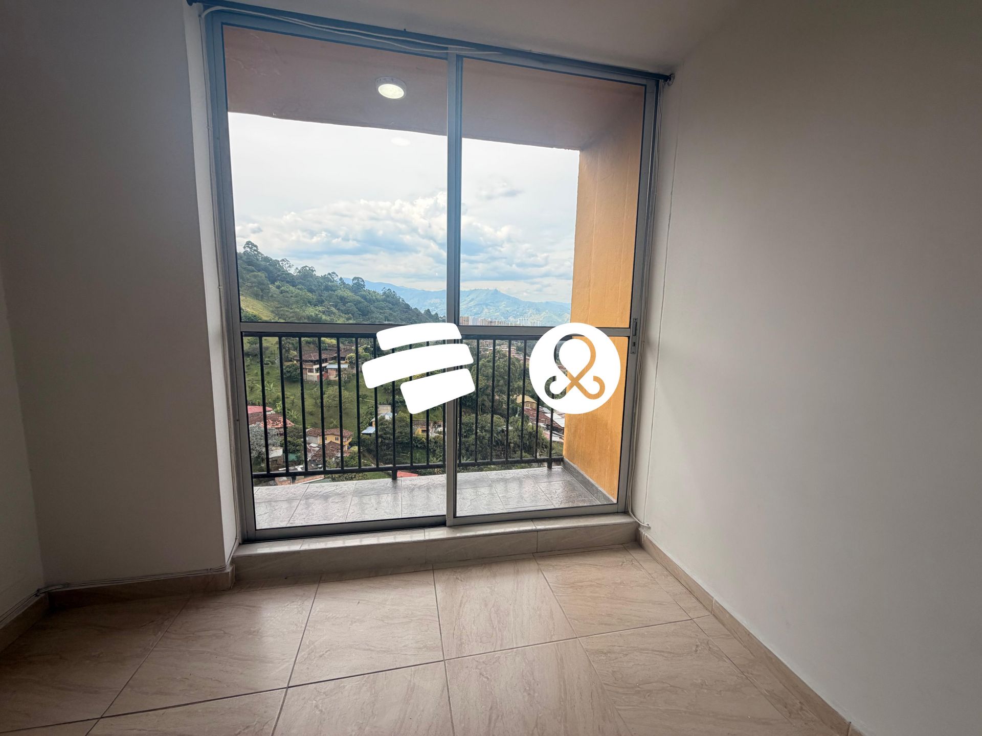 Apartamento en venta en La Inmaculada, La Estrella · foto 9 de 12