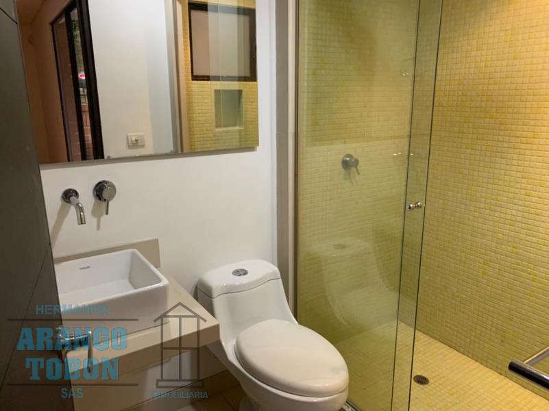 Apartamento en venta en El Poblado, Medellín · foto 21 de 23