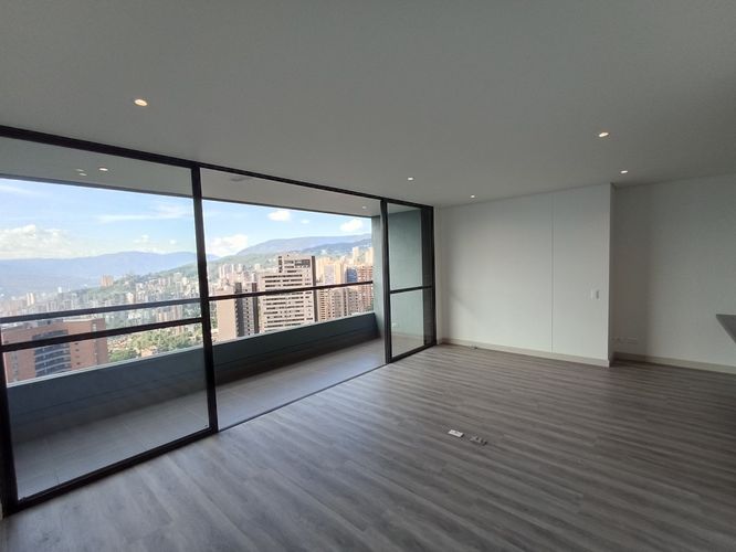Apartaestudio en venta en Los Balsos, Medellín, 56 m² · foto 5 de 18