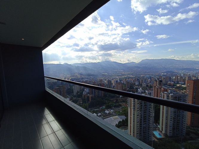Apartaestudio en venta en Los Balsos, Medellín, 56 m² · foto 9 de 18
