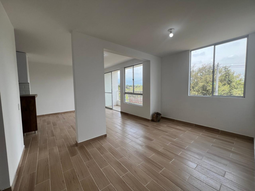Apartamento en venta en Cachipay, Cali · foto 8 de 24