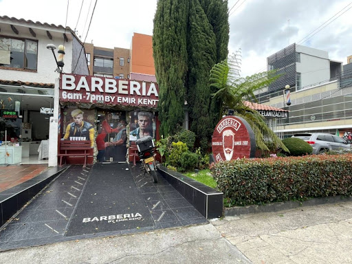 Casa en venta en Santa Paula, Bogotá · foto 7 de 19