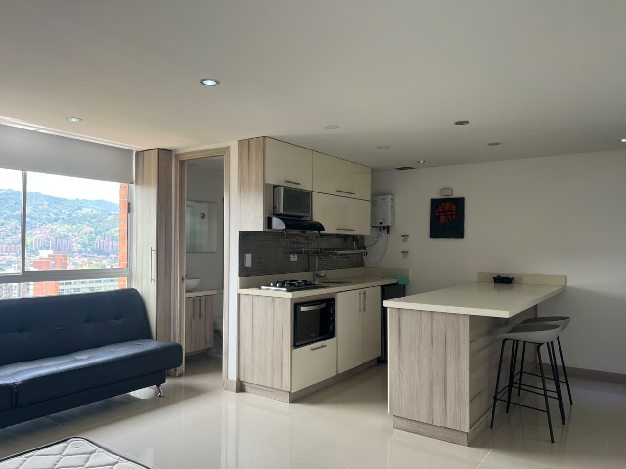 Apartamento en venta en El Poblado, Medellín · foto 3 de 16