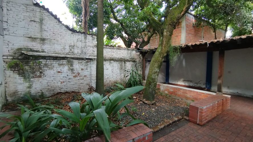 Casa de 4 alcobas en venta en San Fernando Viejo, Cali, 300 m² · foto 21 de 22