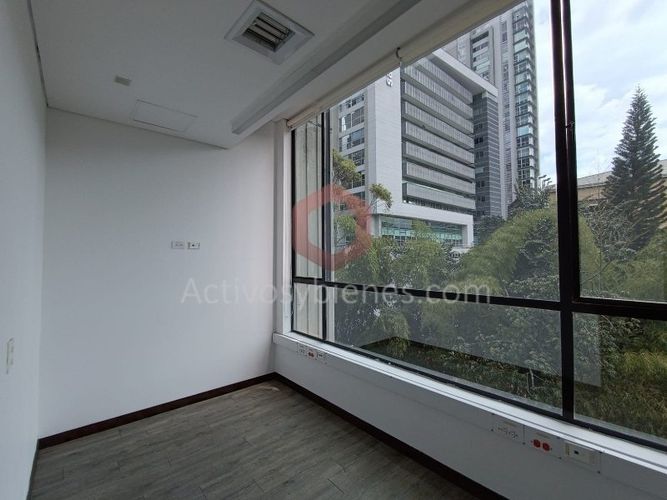 Local en arriendo en El Poblado, Medellín, 203 m² · foto 14 de 19