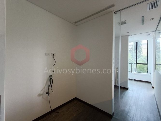 Local en arriendo en El Poblado, Medellín, 203 m² · foto 16 de 19