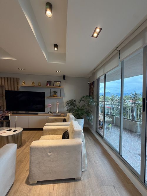 Apartamento en venta en Lagos De Cordoba, Bogotá · foto 3 de 20
