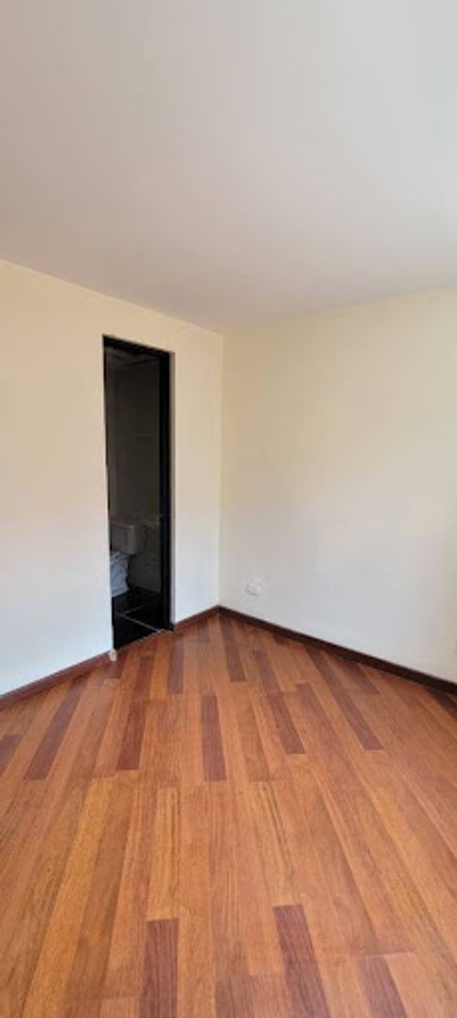 Apartamento de 3 alcobas en venta en Bosa Nova, Bogotá, 52 m² · foto 8 de 24
