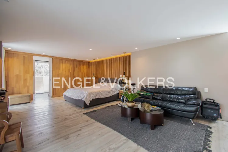 Casa de 4 alcobas en venta en Las Palmas, Envigado, 910 m² · foto 11 de 23