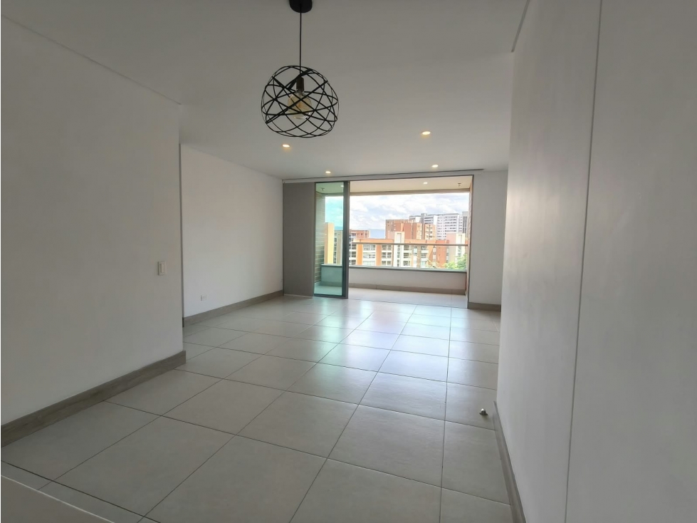 Apartamento en venta en Loma Del Esmeraldal, Envigado · foto 12 de 24
