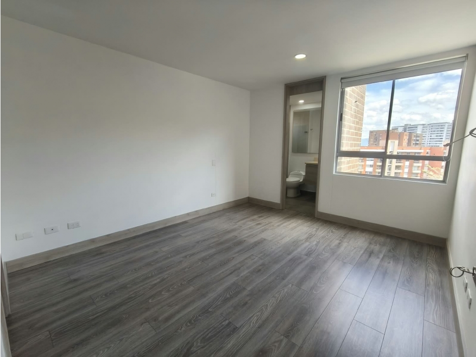 Apartamento en venta en Loma Del Esmeraldal, Envigado · foto 22 de 24