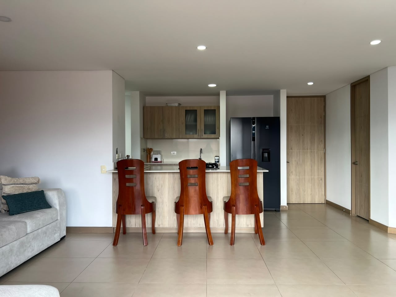 Apartamento en venta en Loma Del Esmeraldal, Envigado · foto 2 de 14