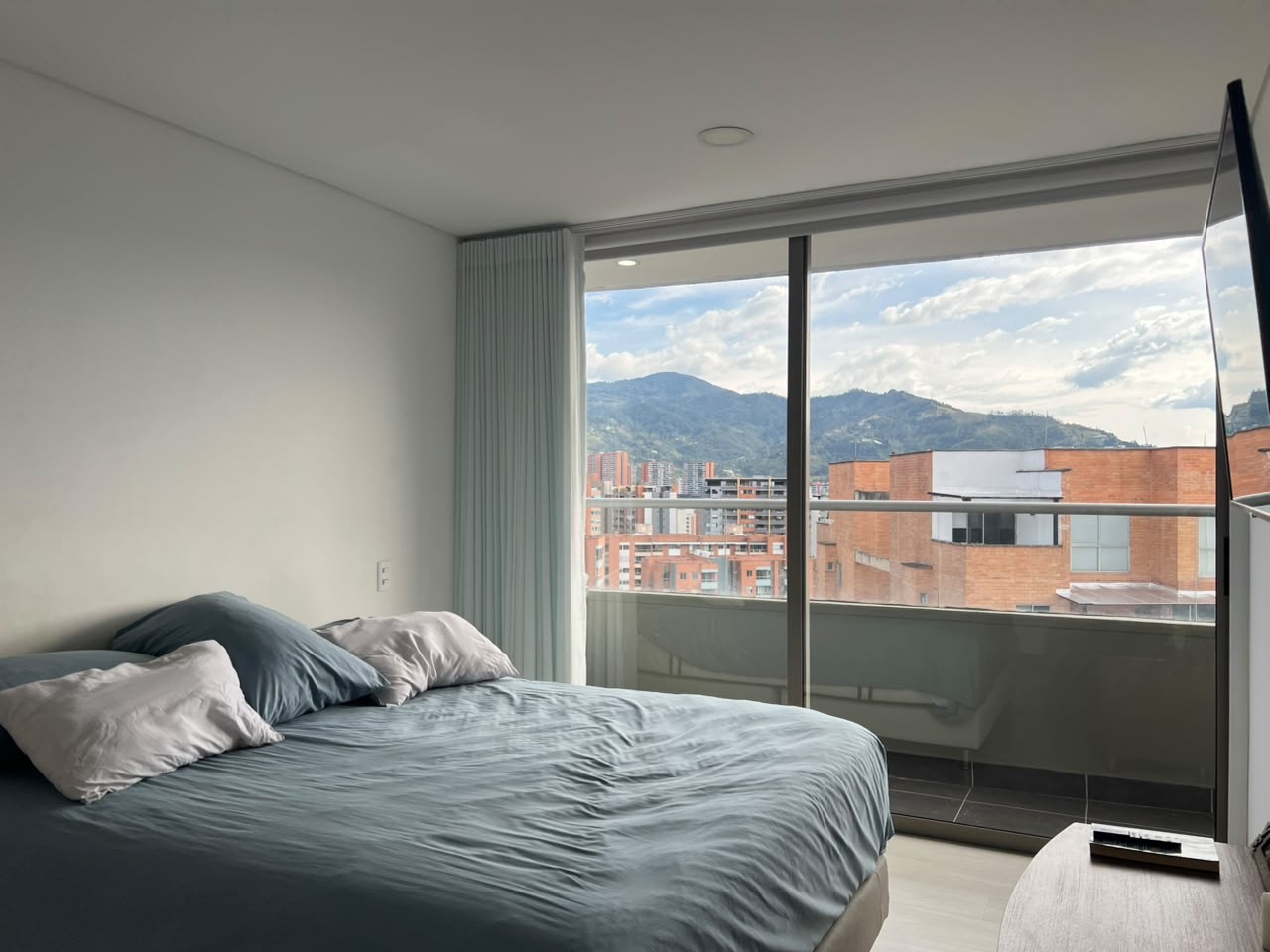Apartamento en venta en Loma Del Esmeraldal, Envigado · foto 9 de 14