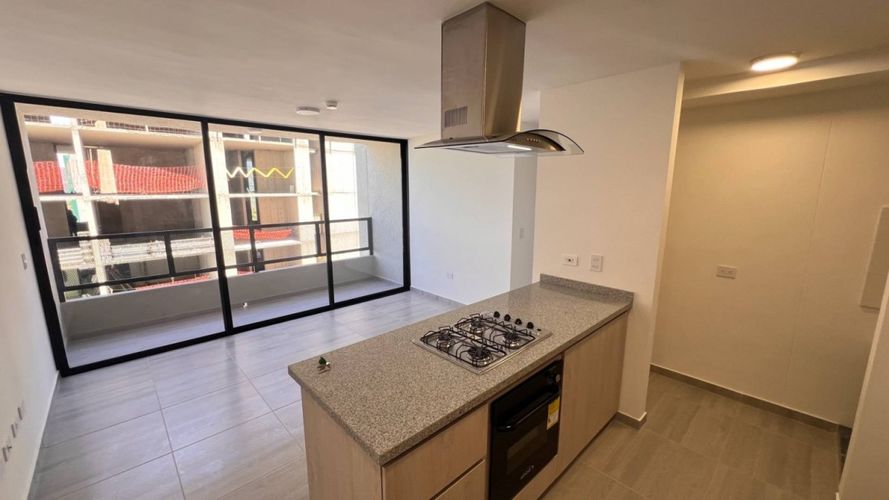 Apartamento de 3 alcobas en venta en Picaleña Y Mirolindo, Ibagué, 53 m² · foto 4 de 16