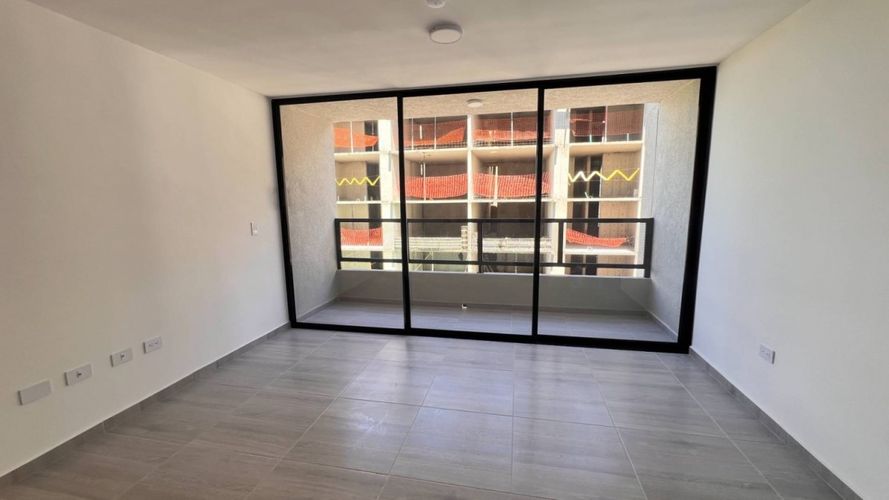 Apartamento de 3 alcobas en venta en Picaleña Y Mirolindo, Ibagué, 53 m² · foto 6 de 16