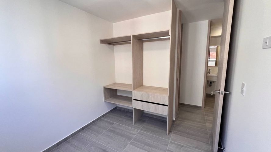 Apartamento de 3 alcobas en venta en Picaleña Y Mirolindo, Ibagué, 53 m² · foto 12 de 16