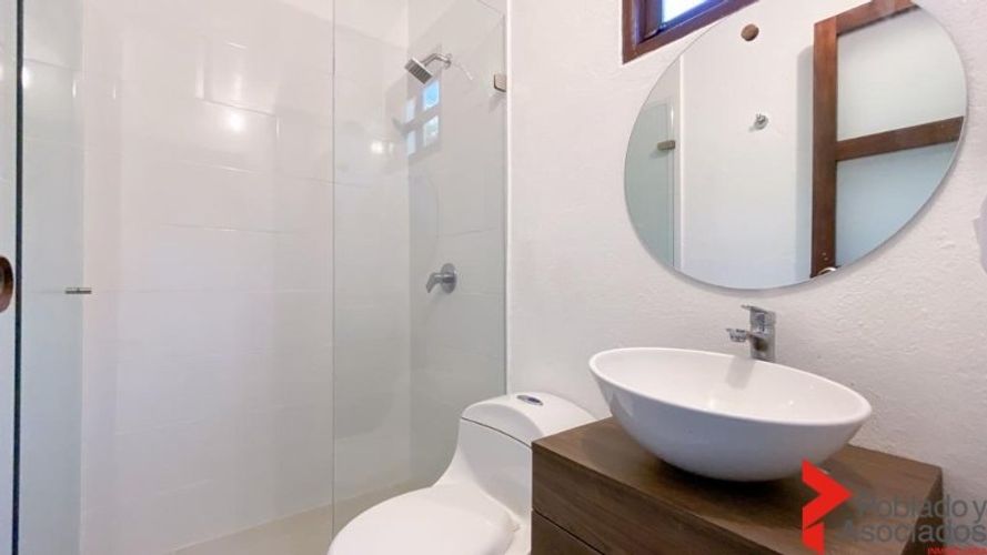 Casa de 2 alcobas en arriendo en Llano Grande, Guarne, 1570 m² · foto 16 de 23