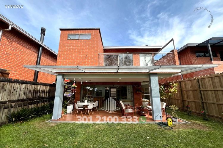 Casa de 3 alcobas en arriendo en San Sebastian, Envigado, 250 m² · foto 9 de 24