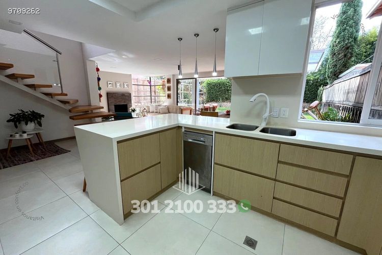 Casa de 3 alcobas en arriendo en San Sebastian, Envigado, 250 m² · foto 11 de 24
