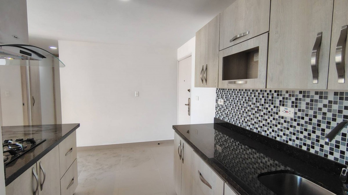 Apartamento en venta en Belén Los Alpes, Medellín · foto 7 de 19