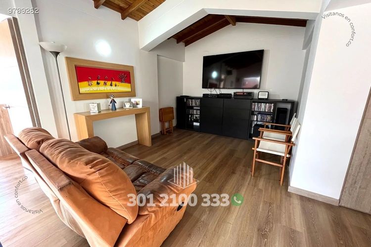 Casa de 3 alcobas en arriendo en San Sebastian, Envigado, 250 m² · foto 14 de 24