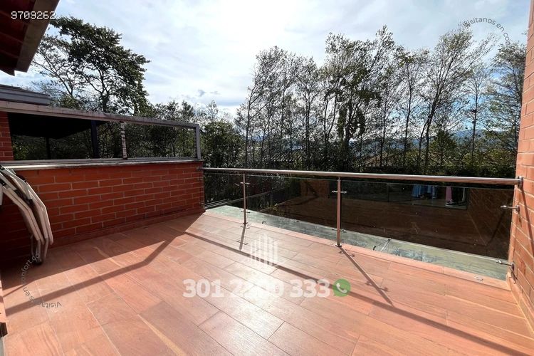 Casa de 3 alcobas en arriendo en San Sebastian, Envigado, 250 m² · foto 17 de 24