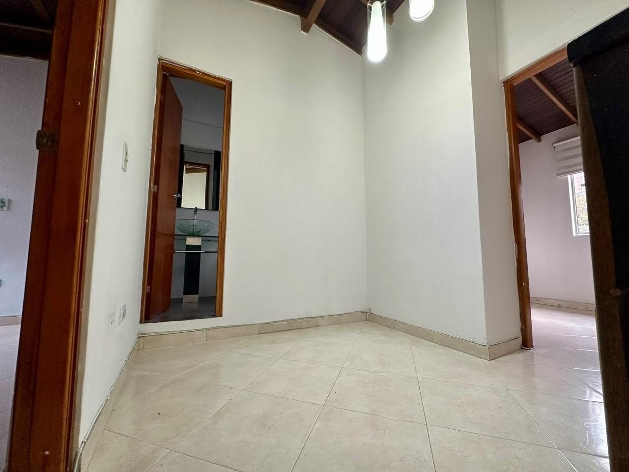 Apartamento en venta en Calasanz, Medellín · foto 3 de 11
