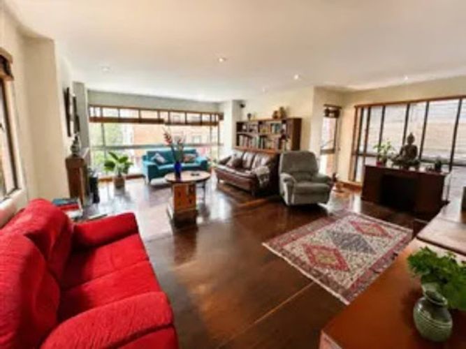 Apartamento de 2 alcobas en venta en La Salle, Bogotá, 165 m² · foto 3 de 7